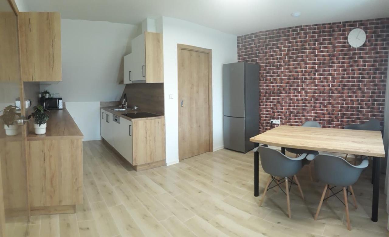 Apartmanovy Dum Na Kolonade Lednice Exterior foto